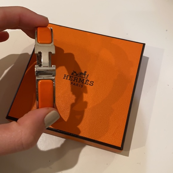 Hermès Clic H Bracelet - Picture 4 of 5